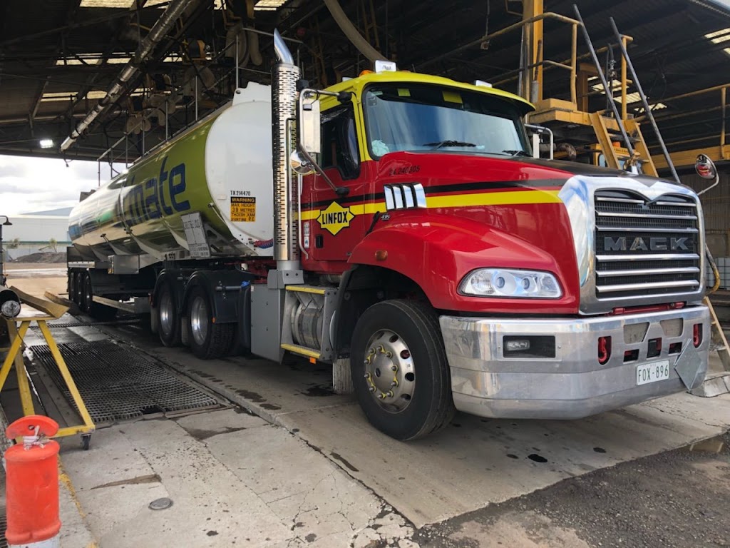 Western Tanker Service | car wash | 27/37 McDonald Rd, Brooklyn VIC 3012, Australia | 0393189550 OR +61 3 9318 9550