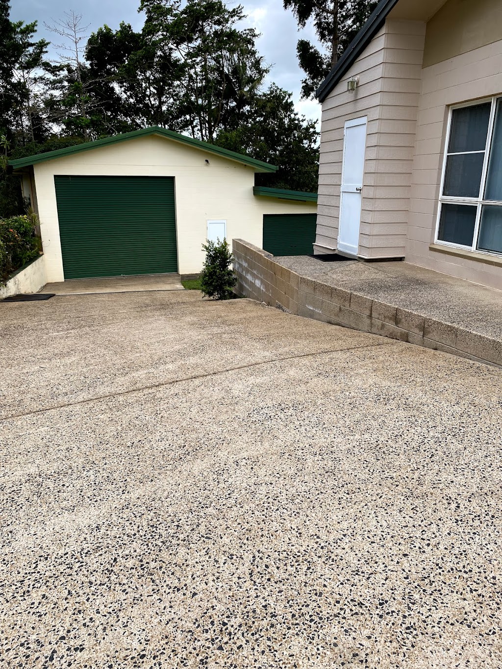 Innisfail Pressure Cleaning and Maintenance |  | 4 Power St, Innisfail QLD 4860, Australia | 0478410528 OR +61 478 410 528