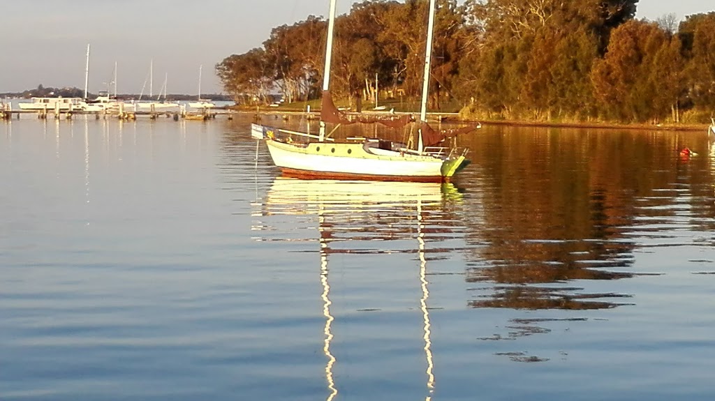 Wangi Wangi Boat Ramp |  | 1 Kent Pl, Wangi Wangi NSW 2267, Australia | 0249210333 OR +61 2 4921 0333
