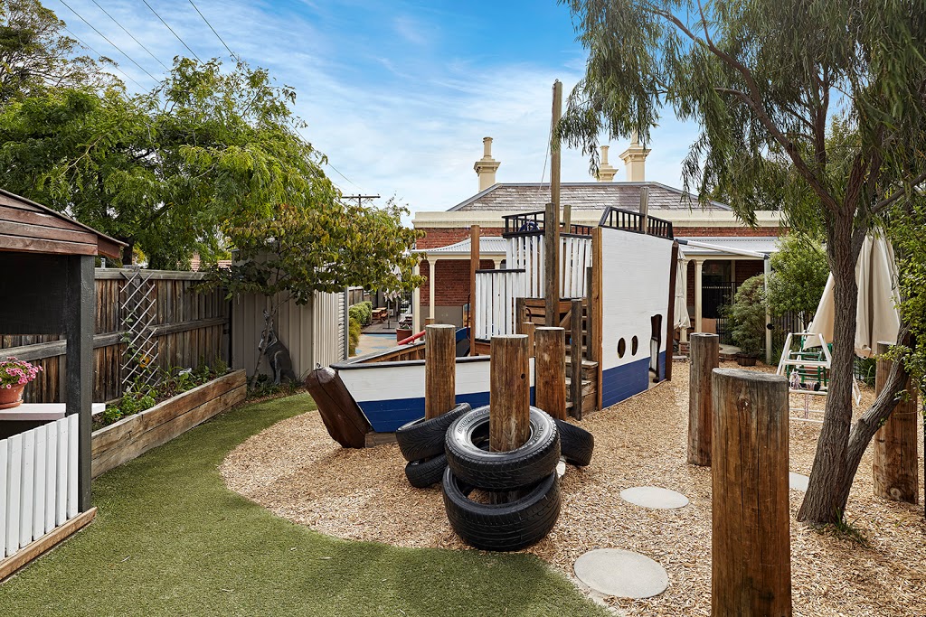 Bambini Early Learning Centre Asling St Brighton | 13/15 Asling St, Brighton VIC 3186, Australia | Phone: (03) 9596 0355