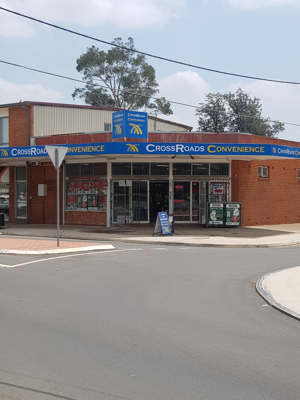 Crossroads Convenience | convenience store | 3/105 Victoria St, Werrington NSW 2747, Australia