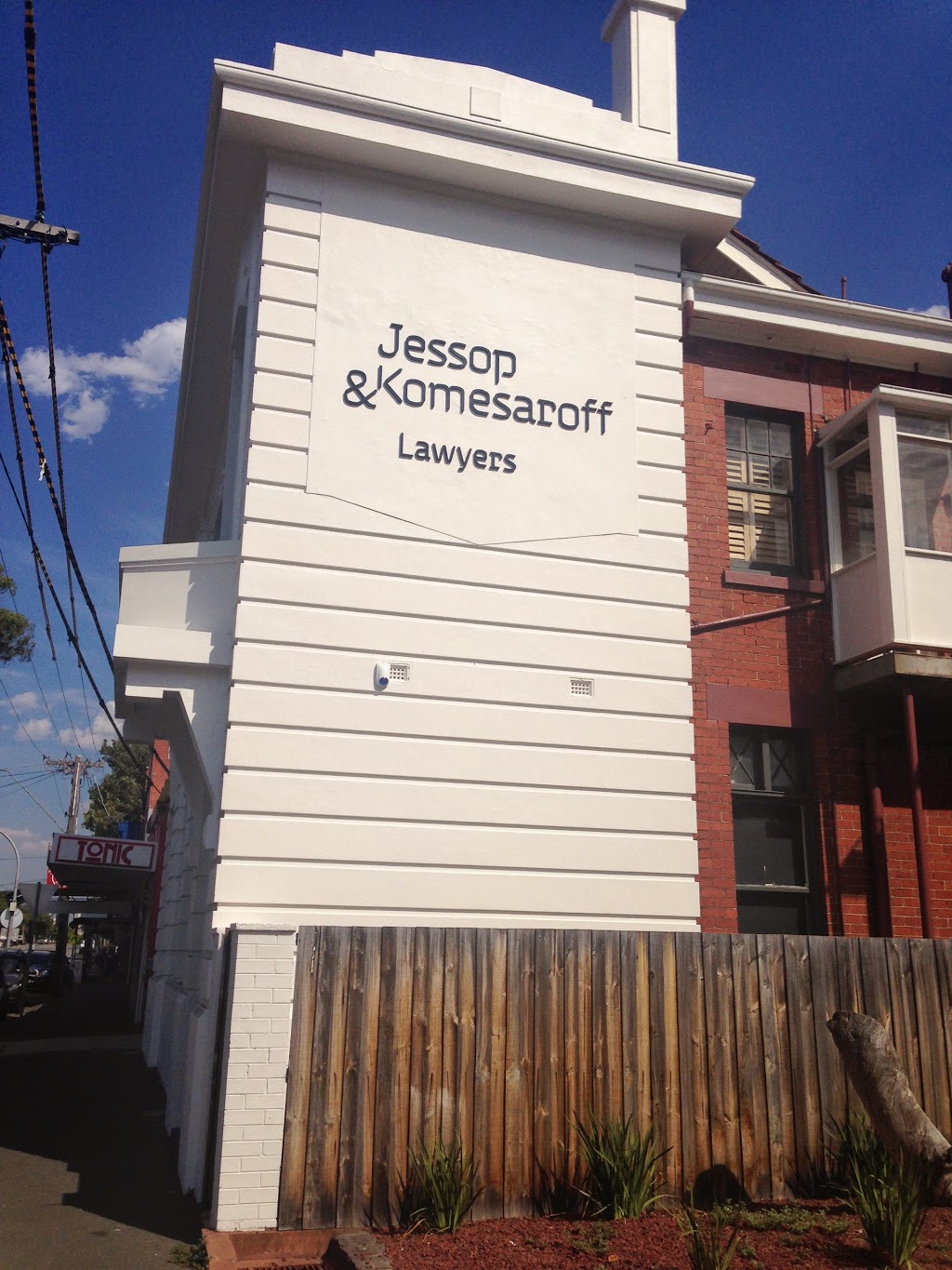 Jessop & Komesaroff Lawyers | lawyer | 6 Ormond Rd, Elwood VIC 3184, Australia | 0395256777 OR +61 3 9525 6777