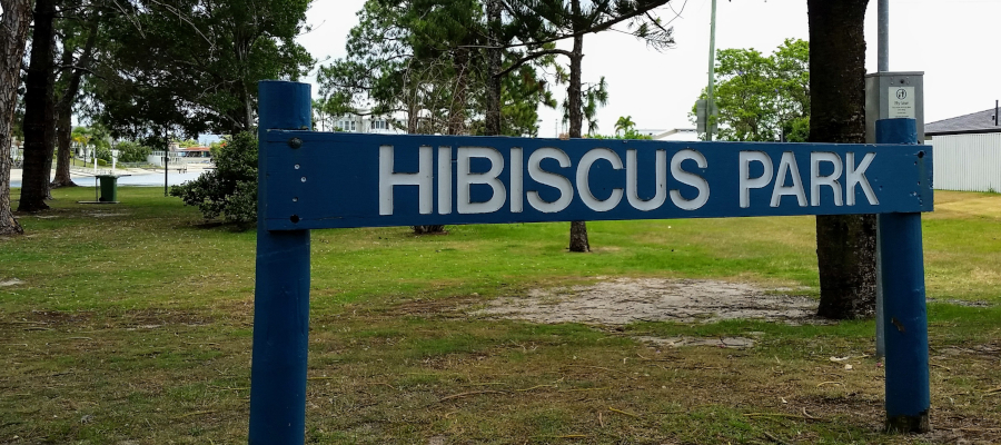 Gold Coast Fishing Spots - Hibiscus Park | park | Allambi Ave, Broadbeach Waters QLD 4218, Australia