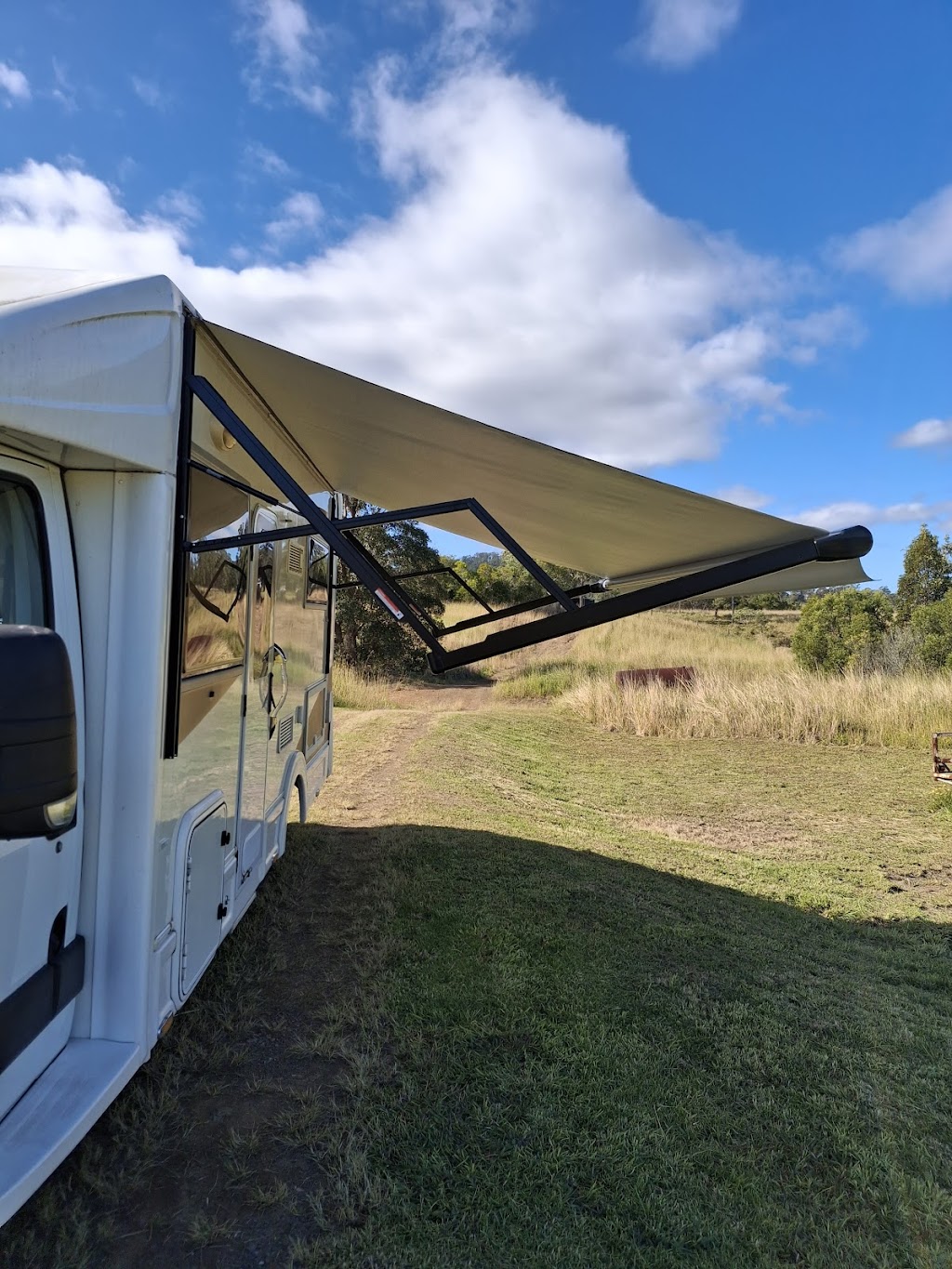 Woods off grid mobile caravan repairs | Kalawonda Rd, Dyers Crossing NSW 2429, Australia | Phone: 0459 794 773