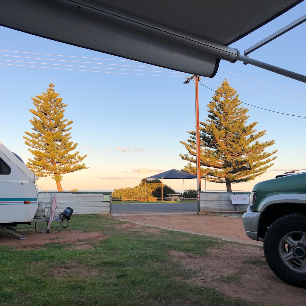 C.W.A. Holiday Units & Caravan PARK | 3 Esplanade, Tumby Bay SA 5605, Australia | Phone: 0438 031 476