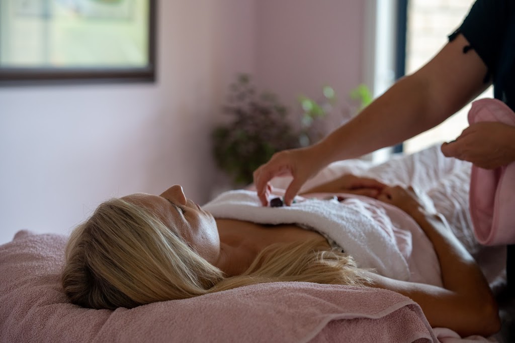 Songbird Healing Yoga and Beauty | 42 Border Cres, Pottsville NSW 2489, Australia | Phone: 0416 016 236