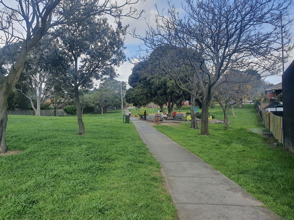 Playground | park | 19 Waratah Ave, Burwood VIC 3125, Australia