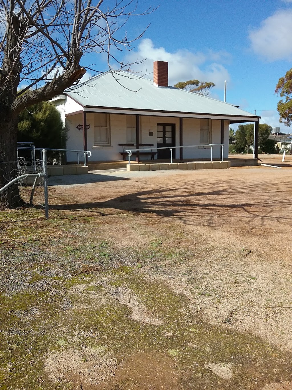 Koorda Community Resource Centre Inc | 41/43 Railway St, Koorda WA 6475, Australia | Phone: (08) 9684 1081