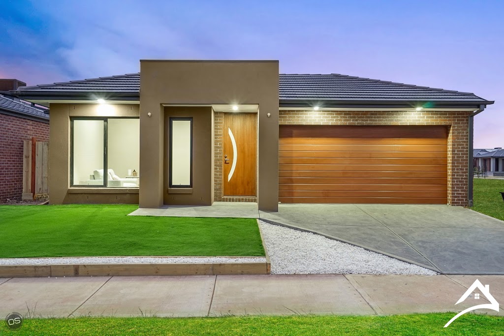 Sweta Malik Real Estate Agent | 18 Omeo Terrace, Wyndham Vale VIC 3024, Australia | Phone: 0412 663 374