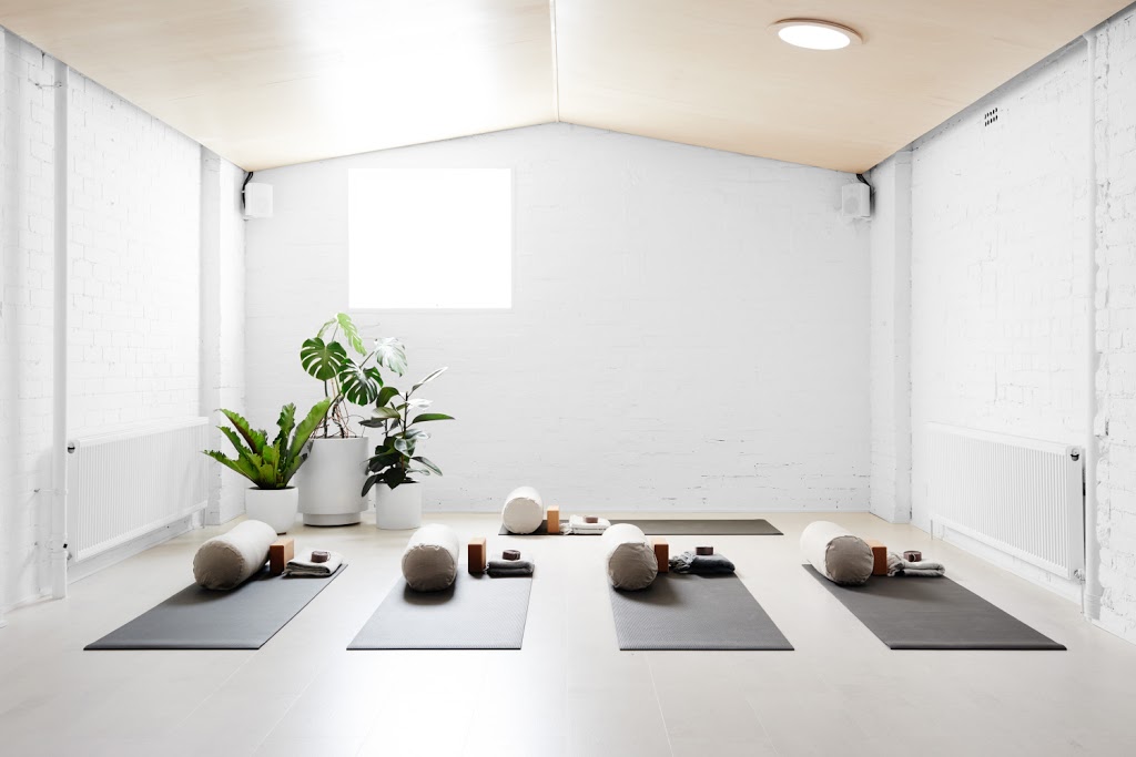 Good Vibes Yoga | 116 High St, Northcote VIC 3070, Australia | Phone: 0422 306 224