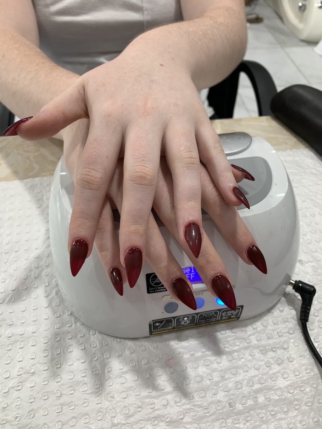 Glossy Nails & Beauty | spa | 6/16 Bosworth St, Richmond NSW 2753, Australia | 0430999688 OR +61 430 999 688