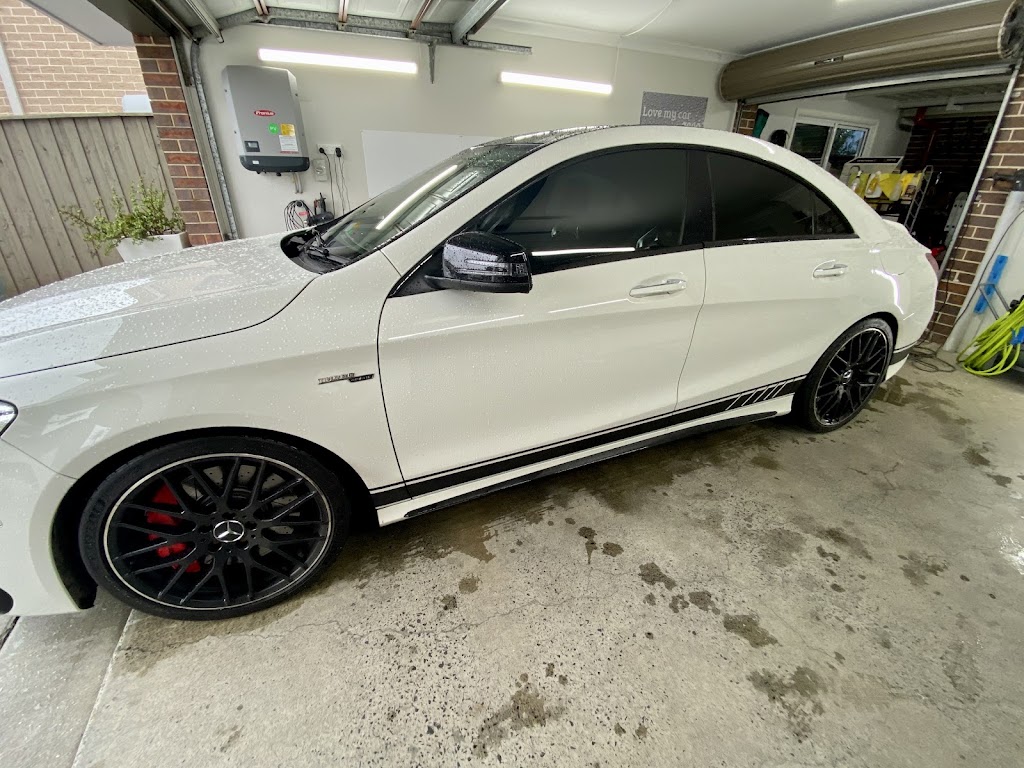 R&R Window Tinting and Ceramic Coating | 34 Colenso Cct, Edmondson Park NSW 2174, Australia | Phone: 0425 272 695