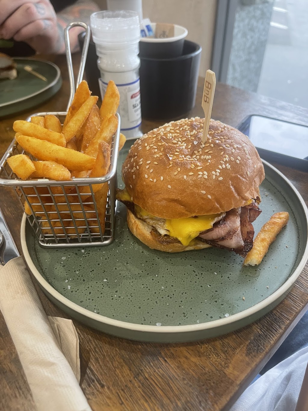 Brunch n Brew Lake Munmorah | 275 Pacific Hwy, Lake Munmorah NSW 2259, Australia | Phone: 0493 441 144