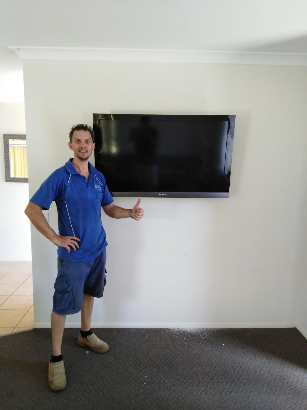 RTHS - TV, ANTENNA, TV WALL MOUNTING - ASHMORE | home goods store | Mowla Dr, Ashmore QLD 4214, Australia | 0423811561 OR +61 423 811 561