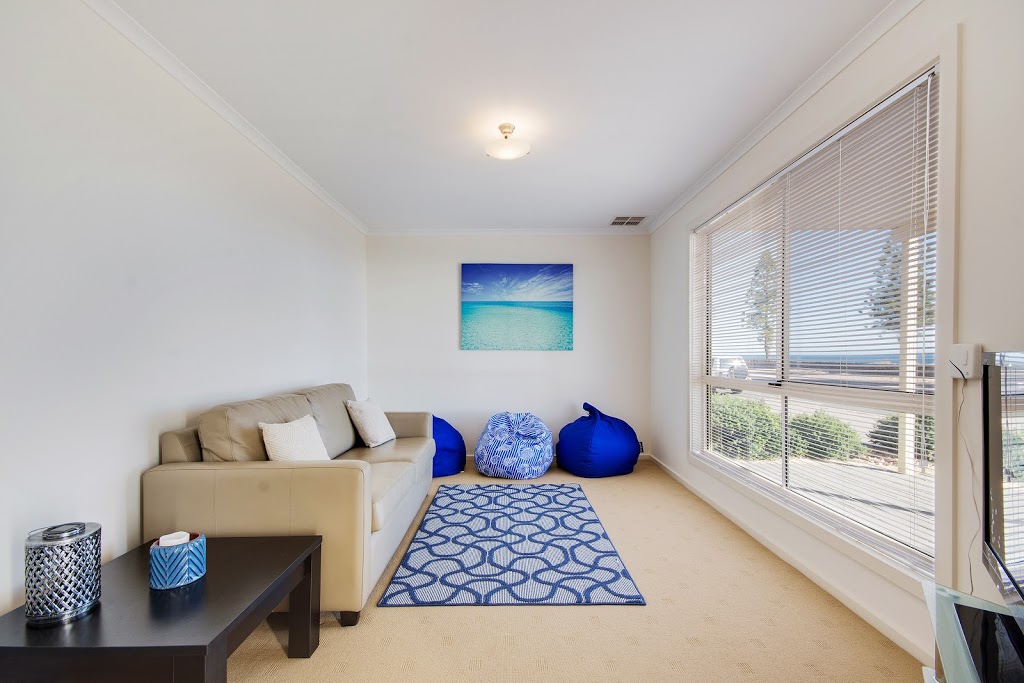 Splendour on Esplanade | 2 Esplanade, Christies Beach SA 5165, Australia | Phone: 0419 187 574