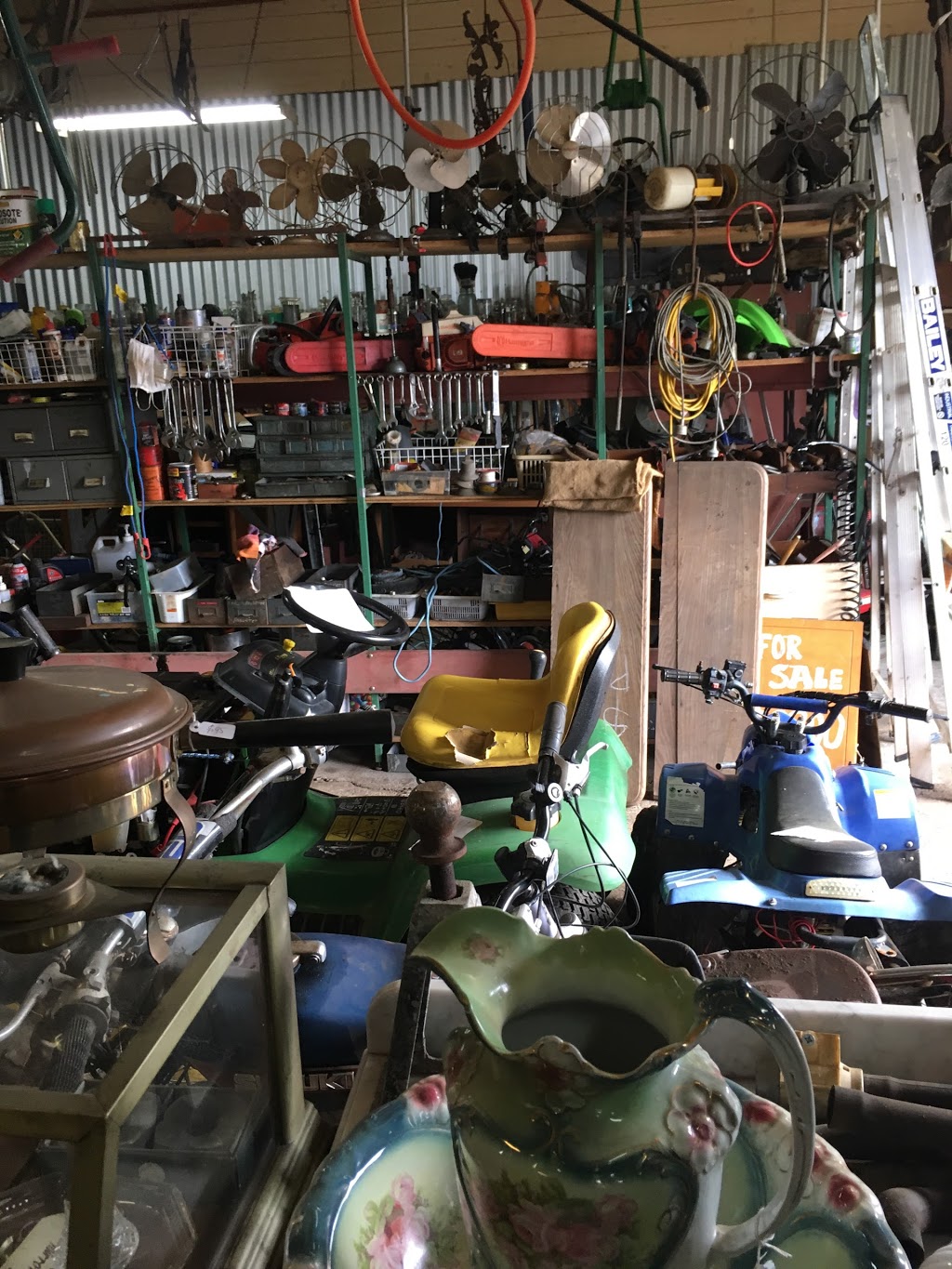 THE Village Pump Antiques Exeter | home goods store | 2 Bundanoon Rd, Exeter NSW 2579, Australia | 0248834066 OR +61 2 4883 4066