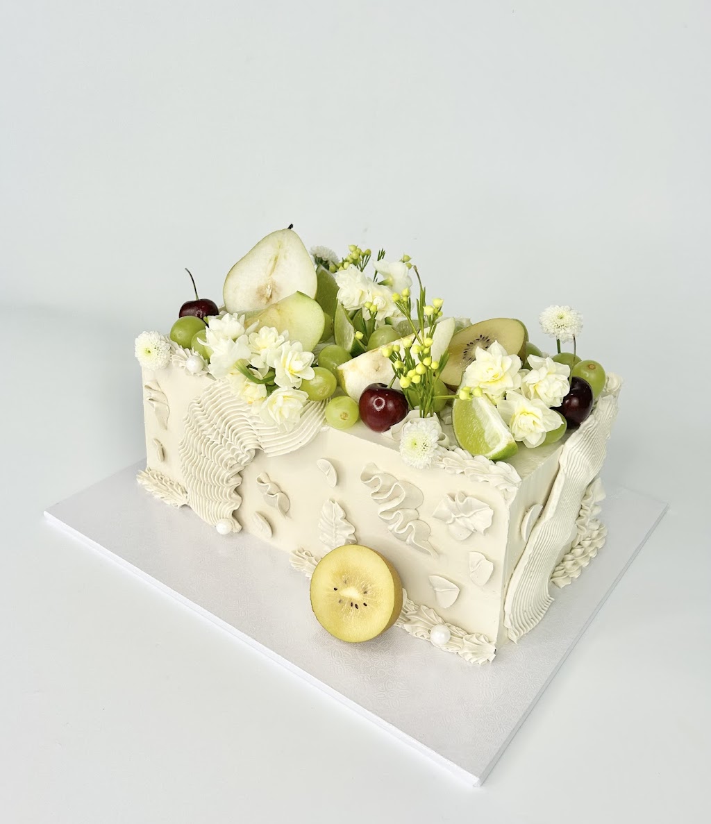 Cake Me Gourmet | 5 Idalia St, Pimpama QLD 4209, Australia | Phone: 0422 180 620