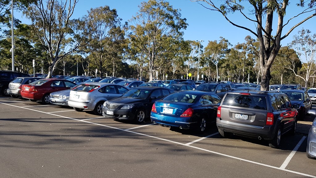 Carpark 3 Chisholm College | parking | Bundoora VIC 3083, Australia