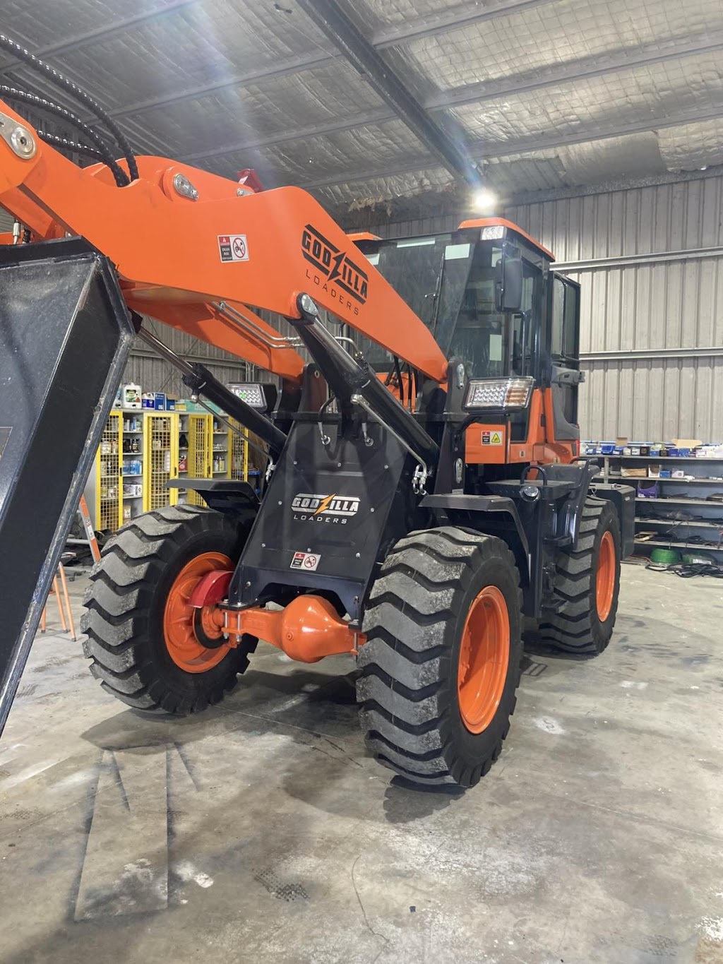 Godzilla Loaders | 103-109 Quarry Rd, South Murwillumbah NSW 2484, Australia | Phone: 1300 556 877