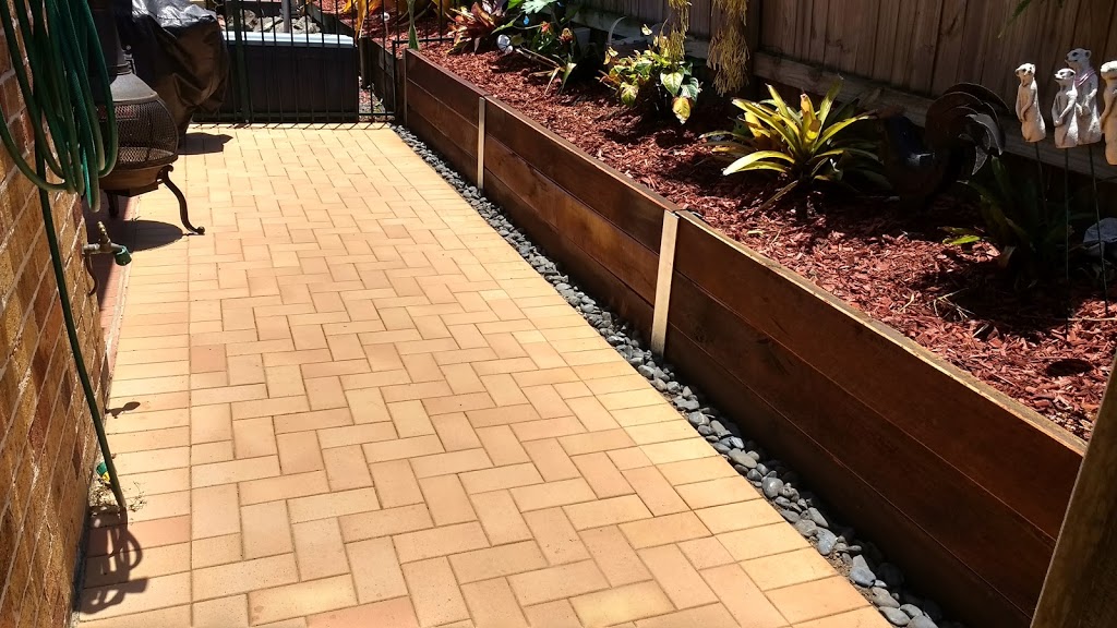 Timber retaining walls Brisbane | general contractor | 27 Greenore St, Bracken Ridge QLD 4017, Australia | 0432542461 OR +61 432 542 461