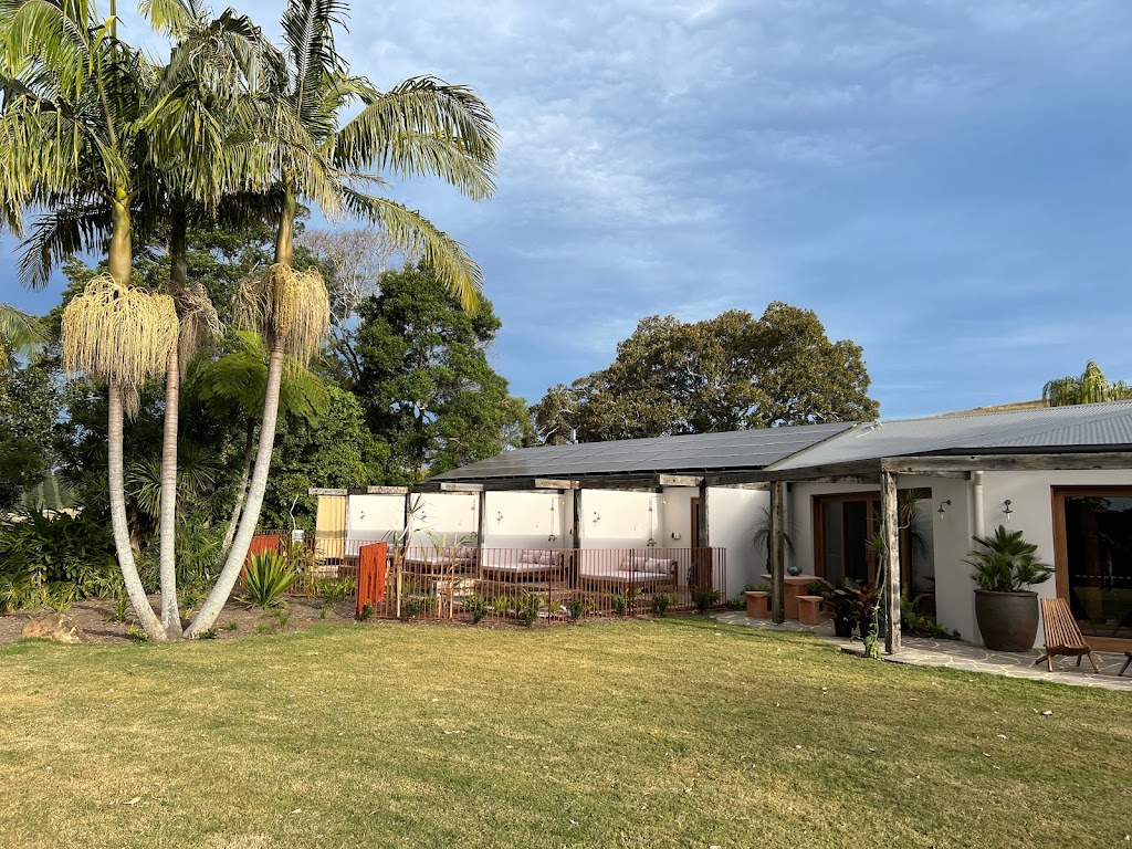 Earth and Sun Electrical | 63 Alcorn St, Suffolk Park NSW 2481, Australia | Phone: 0402 113 231