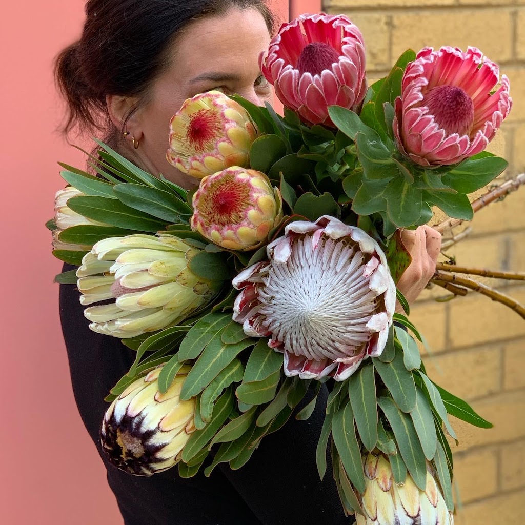 Botanical Styling By Liz | florist | 19 Brougham St, Eltham VIC 3095, Australia | 0404298442 OR +61 404 298 442