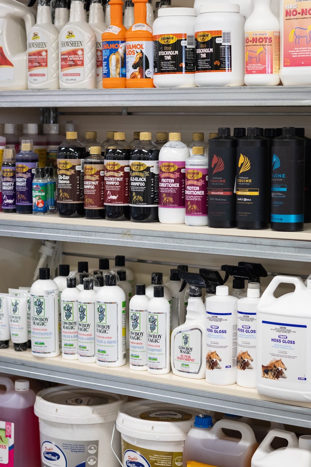 Saddleworld Muswellbrook | 131 Sydney St, Muswellbrook NSW 2333, Australia | Phone: (02) 6542 8900