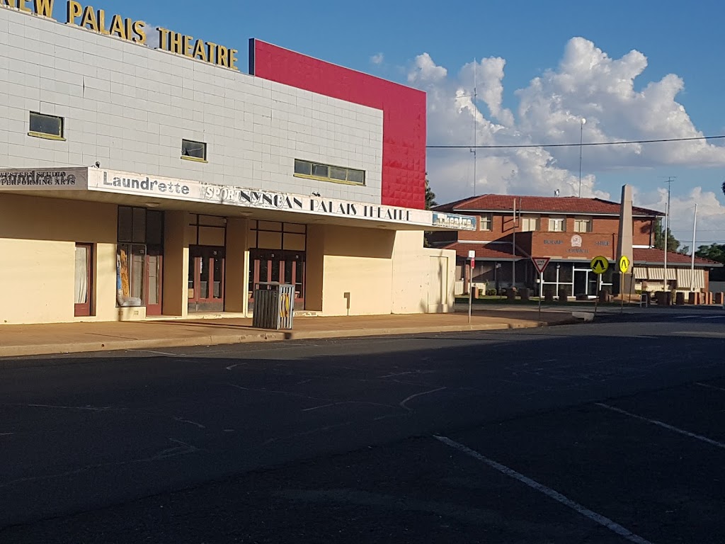 Larkin Oval | gym | 86 Bogan St, Nyngan NSW 2825, Australia | 68359000 OR +61 68359000