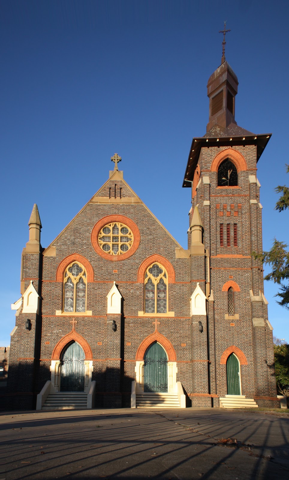 St Patricks Catholic Church | church | 162 Meade St, Glen Innes NSW 2370, Australia | 0267323045 OR +61 2 6732 3045