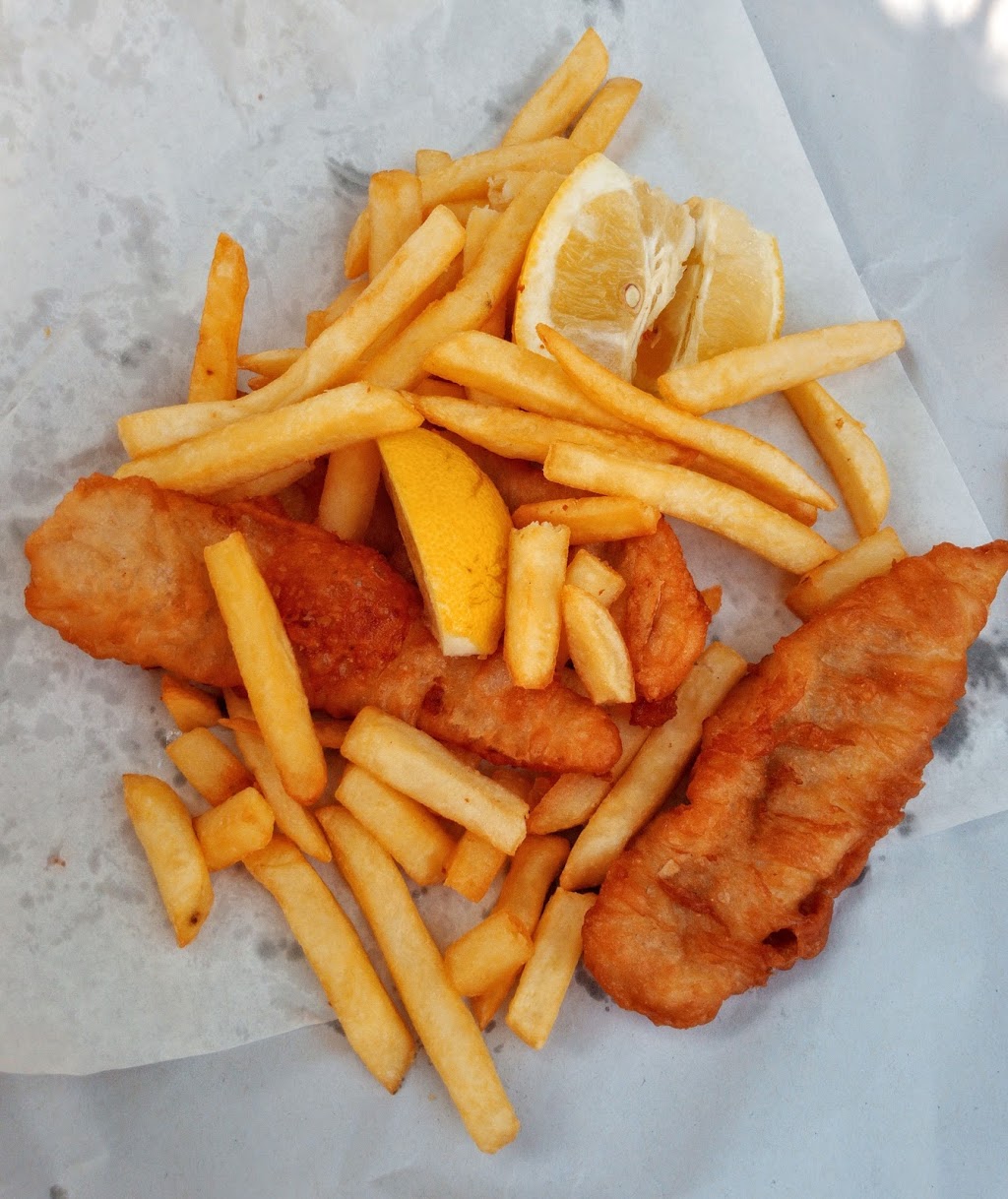 Jetty Seafoods | restaurant | 575 Charlton Esplanade, Urangan QLD 4655, Australia | 0741249355 OR +61 7 4124 9355