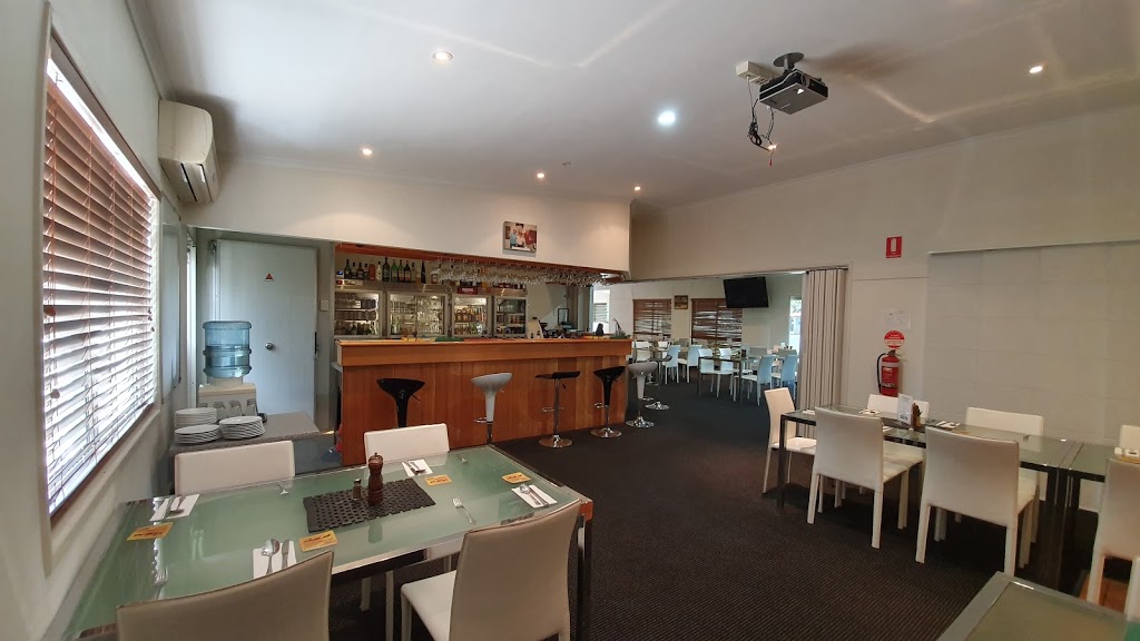 Springsure Overlander Motel | lodging | 10 Eclipse St, Springsure QLD 4722, Australia | 0749841888 OR +61 7 4984 1888