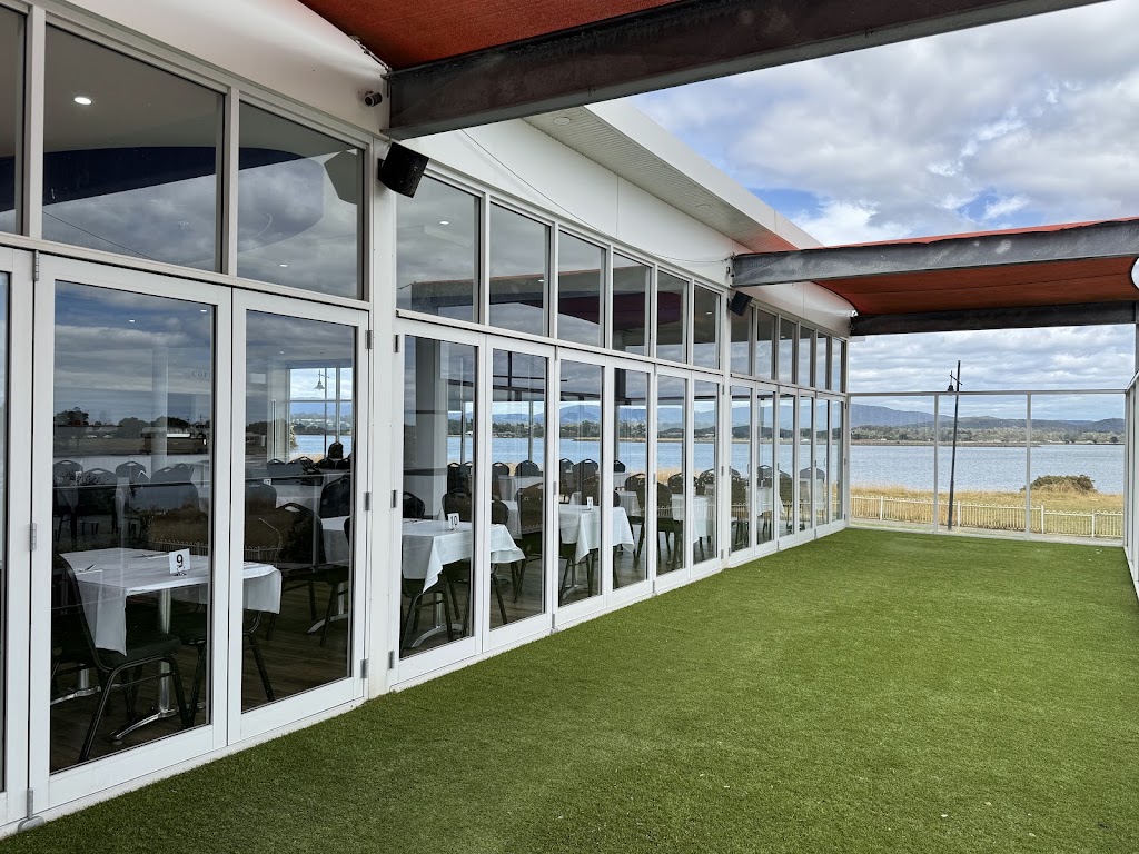 York Cove Restaurant | 2a Ferry Blvd, George Town TAS 7253, Australia | Phone: (03) 6351 5756