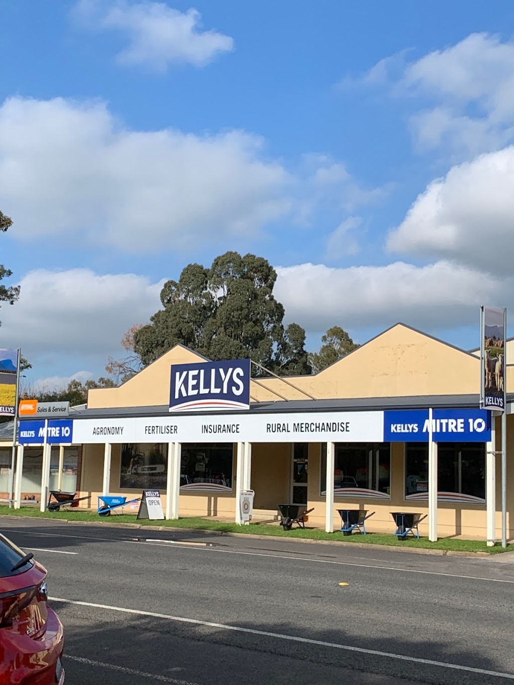 DUNKELD - Kellys Mitre 10 | 101 Parker St, Dunkeld VIC 3294, Australia | Phone: (03) 5577 2255