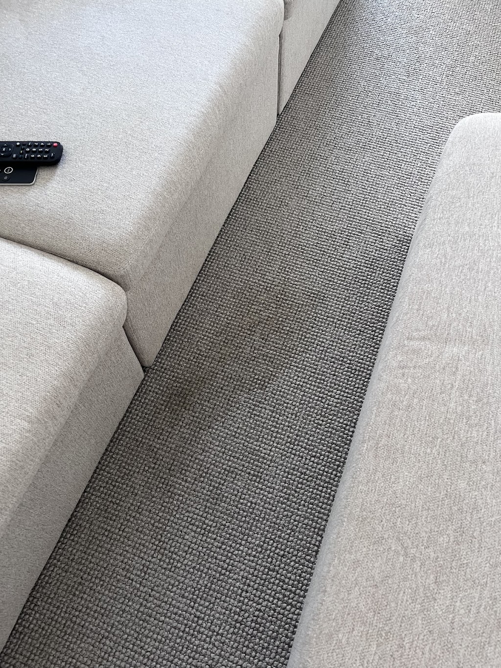 Platinum Carpet Cleaning Solutions | 90 Sheraton Rd, Dubbo NSW 2830, Australia | Phone: 0408 549 740