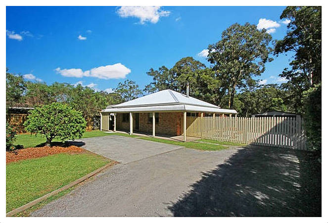 Chappies Holiday House | real estate agency | 57 Chapman St, Callala Bay NSW 2540, Australia | 0418237244 OR +61 418 237 244