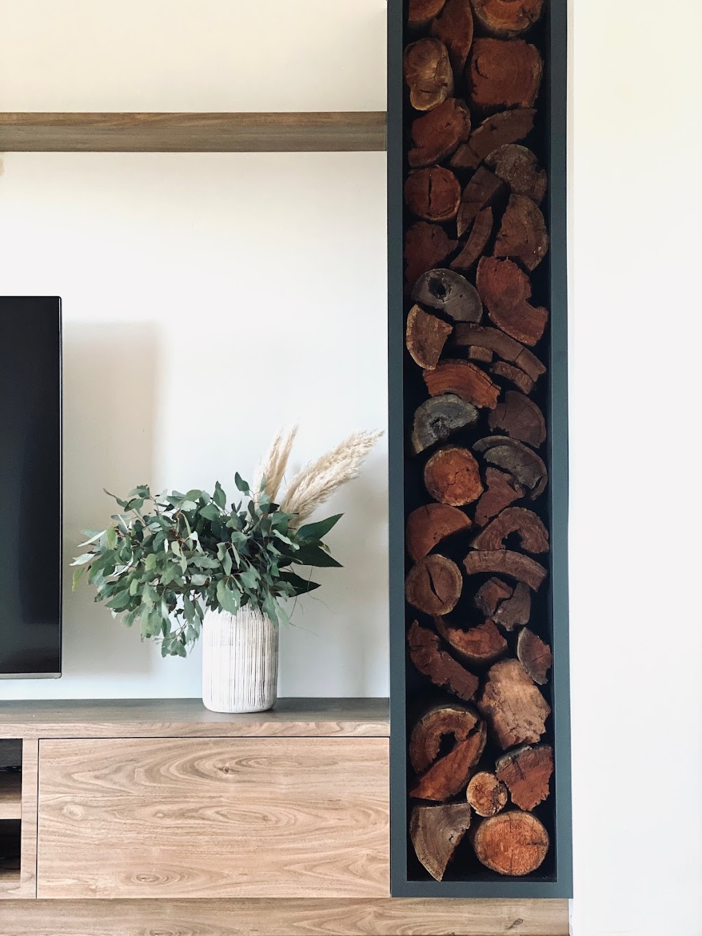 A and S joinery | 484 Kilmore Rd, Gisborne VIC 3437, Australia | Phone: 0488 300 114