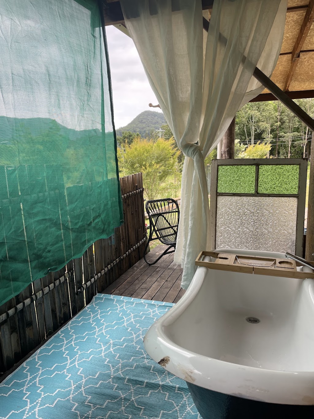 Liz Wilson Art Studio Nimbin | 2 Evelyn Wy, Nimbin NSW 2480, Australia | Phone: 0426 082 638