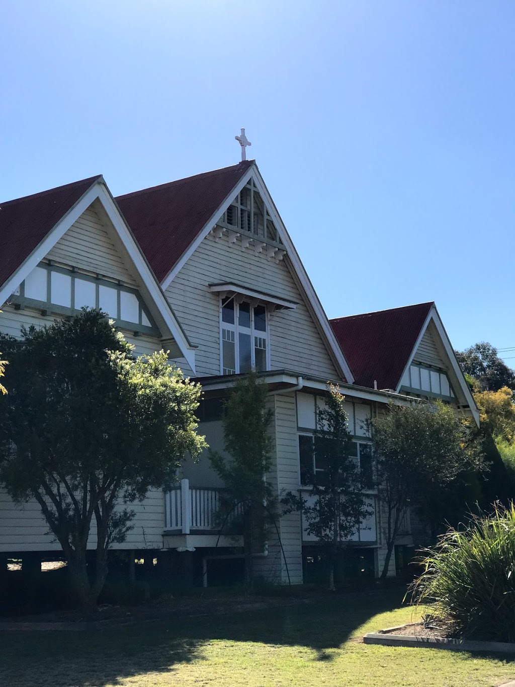 Kingaroy Nanango Catholic Parishes | church | 15 Albert St, Kingaroy QLD 4610, Australia | 0741625121 OR +61 7 4162 5121