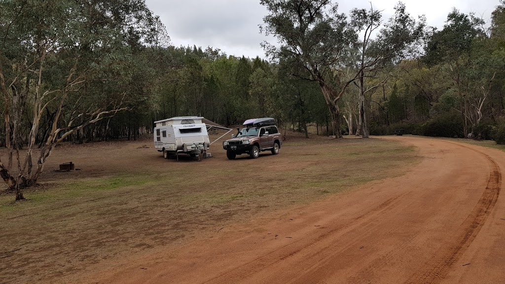 Terarra Creek camping and picnic area | campground | Terrara Creek Firetrail, Eugowra NSW 2806, Australia | 0263327640 OR +61 2 6332 7640