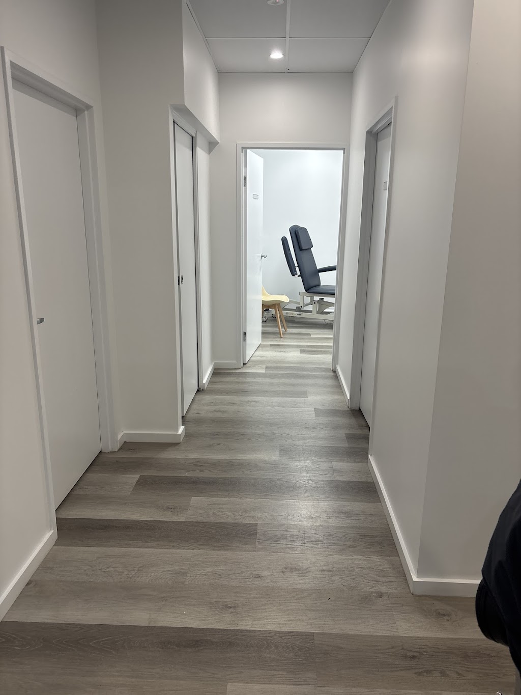 Glenorie Podiatry | The village, 16/930 Old Northern Rd, Glenorie NSW 2157, Australia | Phone: 0402 391 063