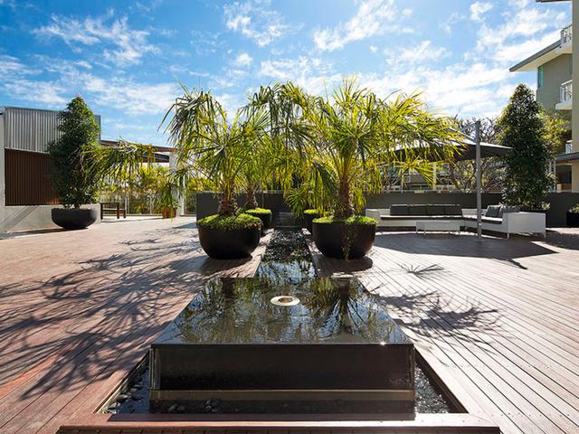 Newstead Terraces | 20 Newstead Terrace, Newstead QLD 4006, Australia | Phone: (07) 3852 6928