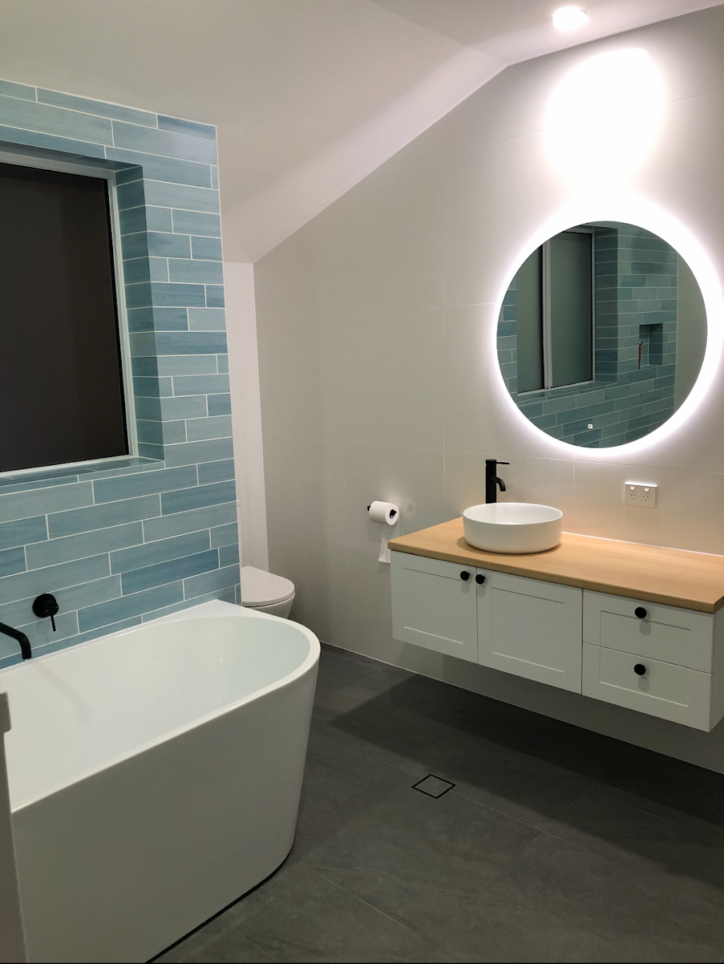 Beck’s Bathrooms and Tiling | home goods store | 4 Beaumont Pl, Morphett Vale SA 5162, Australia | 0434352798 OR +61 434 352 798