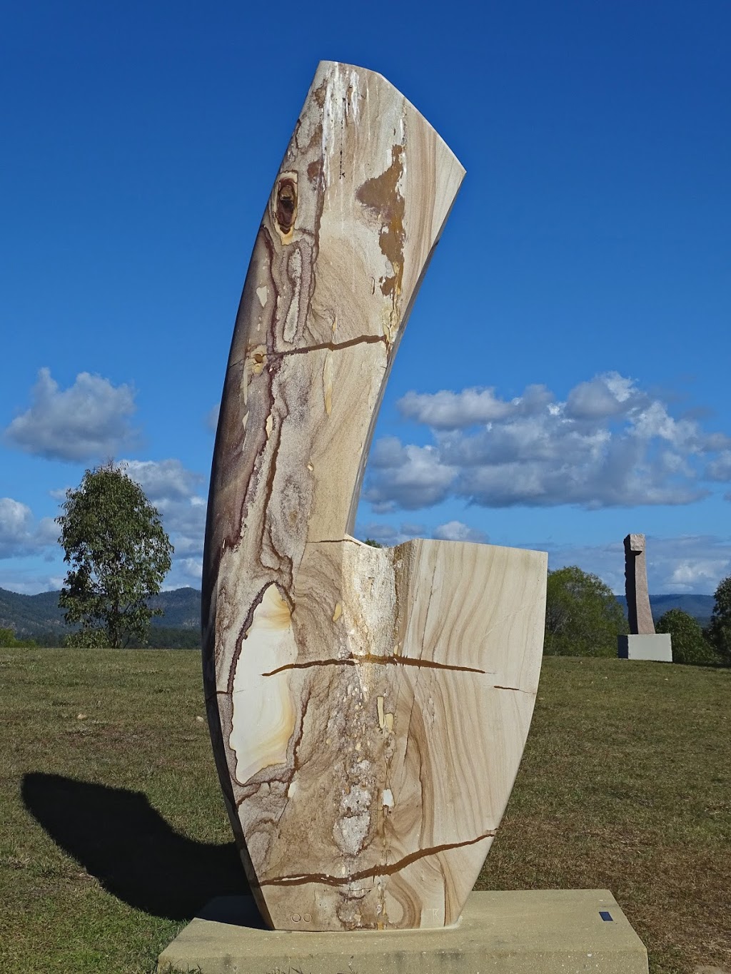 Lake Wyaralong Sculpture Park | Bromelton QLD 4285, Australia | Phone: 0411 361 044