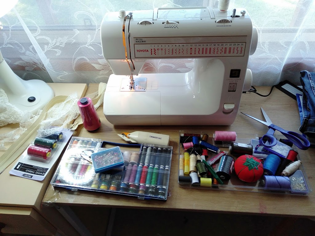 Lalas Sewing and Alterations | 9A Thomas Pl, Bligh Park NSW 2756, Australia | Phone: 0451 757 355
