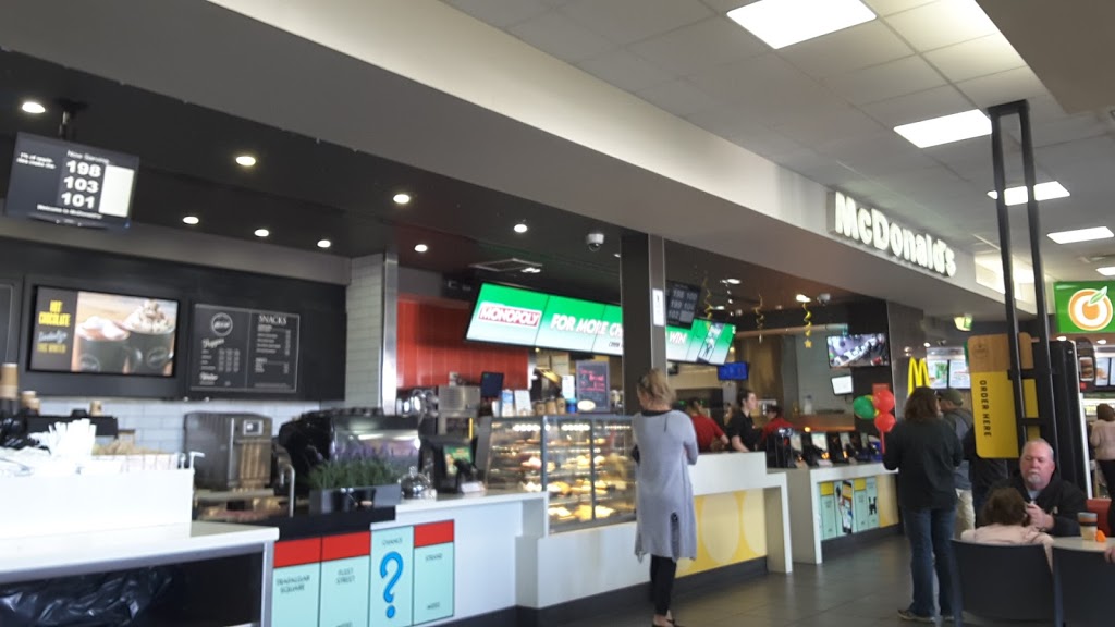 McDonalds Wallan North | cafe | 1015 Hume Fwy, Wallan VIC 3756, Australia | 0357832060 OR +61 3 5783 2060