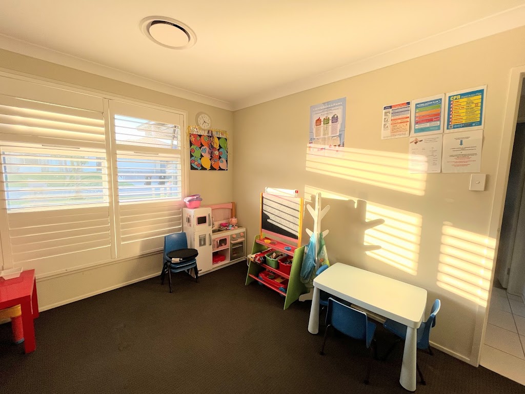 Silver Star Family Daycare |  | 34 Blackwood St, Claremont Meadows NSW 2747, Australia | 0469305098 OR +61 469 305 098