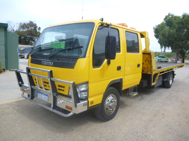 Westruck Commercial Refinishing | car repair | 40 Boyd St, Geraldton WA 6530, Australia | 0899217244 OR +61 8 9921 7244