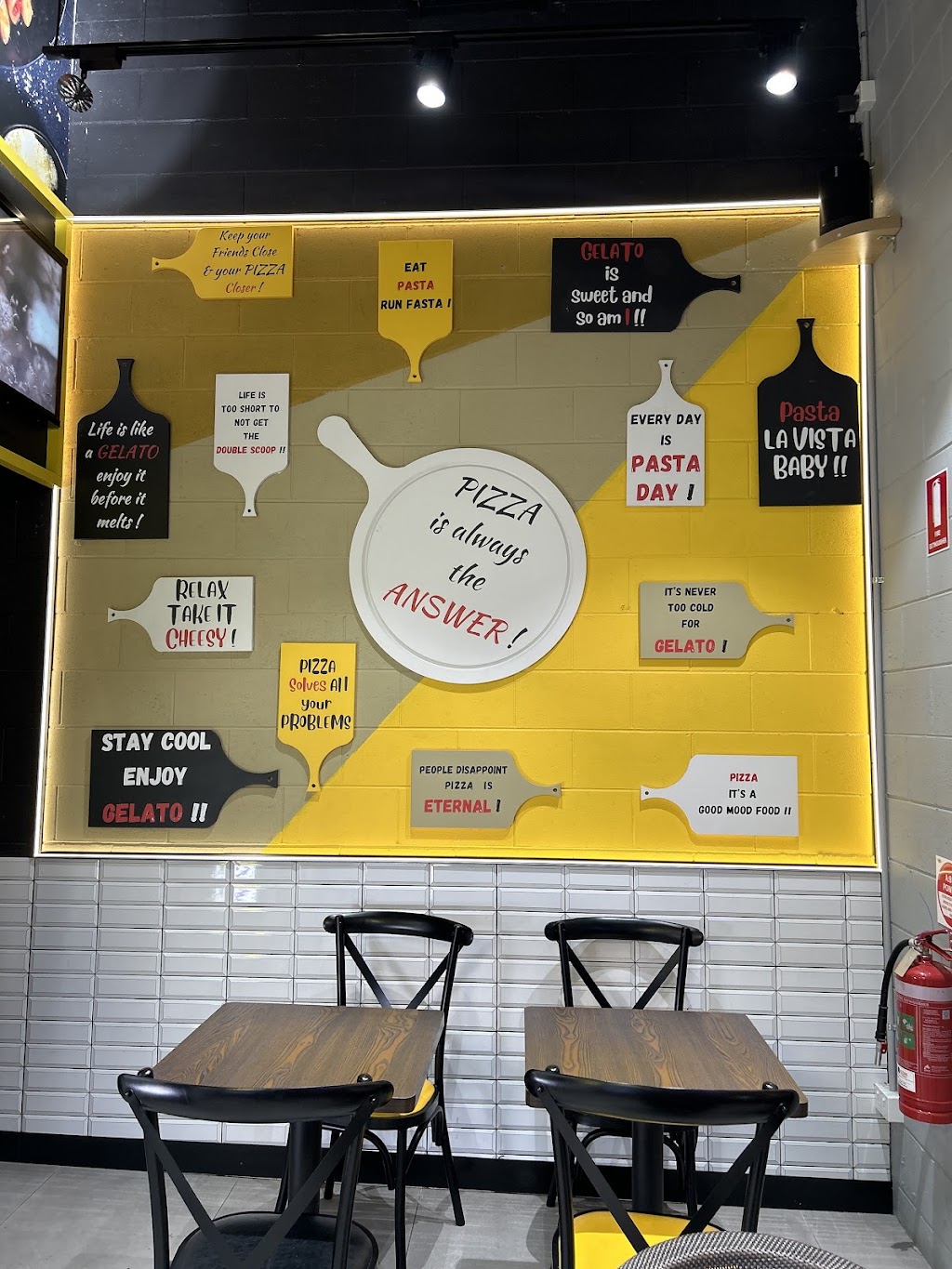 The Cheesy Slice | Next to Meriton Suites Liverpool, Shop 1/167 Northumberland St, Liverpool NSW 2170, Australia | Phone: 0468 484 167