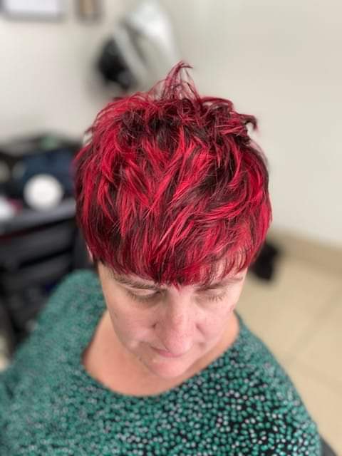 Bay Breeze Hair & Beauty | 68 Nearra St, Deagon QLD 4017, Australia | Phone: 0431 733 322
