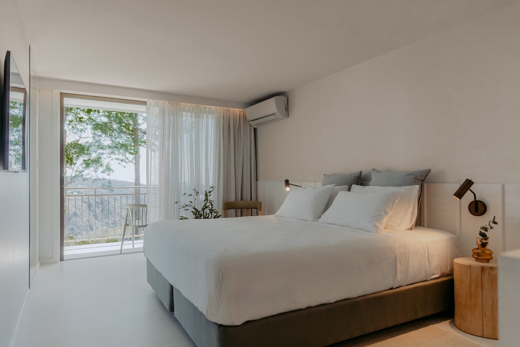The Tamborine | 99 Alpine Terrace, Tamborine Mountain QLD 4272, Australia | Phone: (07) 5545 0088